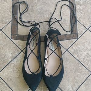 Steve Madden size 9.5 string up elegant black flats